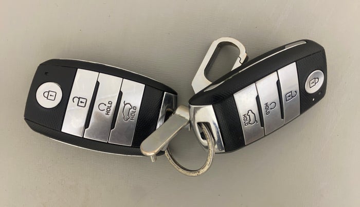 2021 KIA SELTOS HTK PLUS 1.5, Petrol, Manual, 21,130 km, Key Close Up