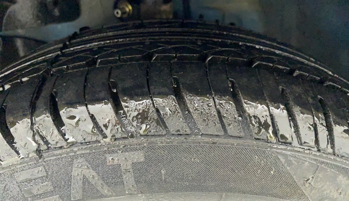 2012 Honda Brio S MT, Petrol, Manual, 85,941 km, Left Front Tyre Tread