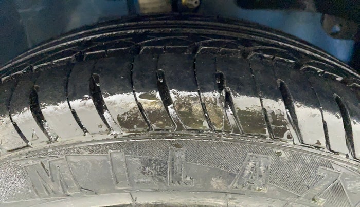 2012 Honda Brio S MT, Petrol, Manual, 85,941 km, Right Front Tyre Tread