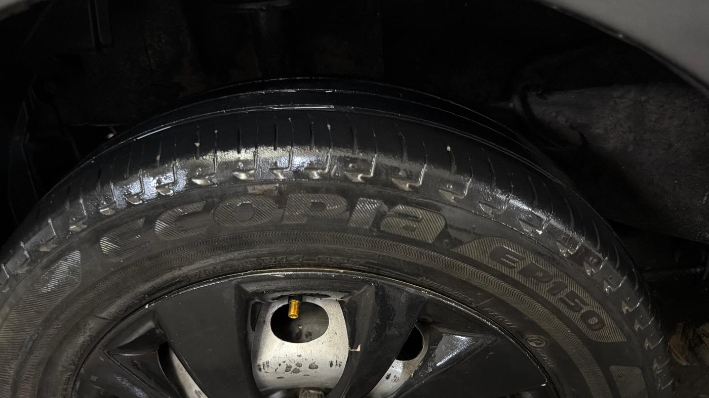 2023 Tata Tiago XM CNG, CNG, Manual, 63,884 km, Right Rear Tyre Tread