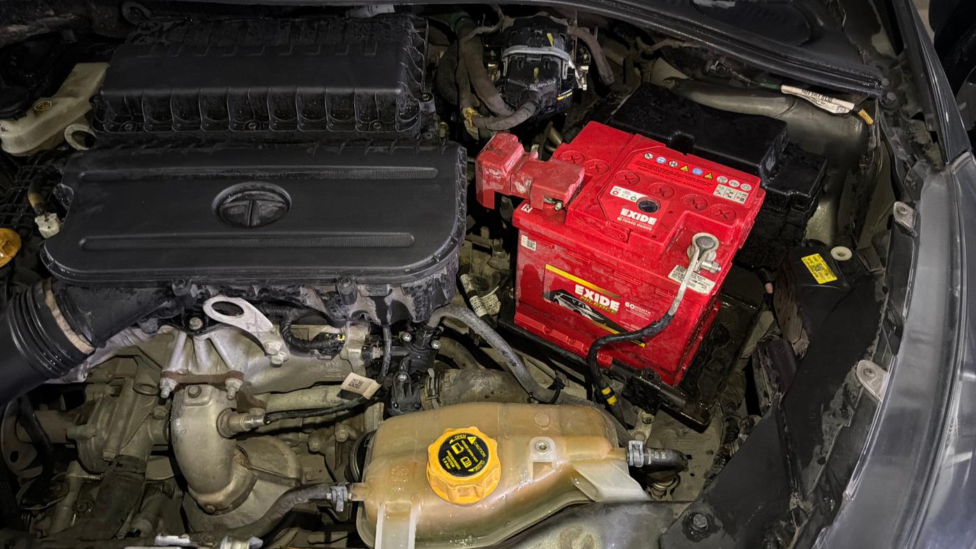 2023 Tata Tiago XM CNG, CNG, Manual, 63,884 km, Engine View - Left