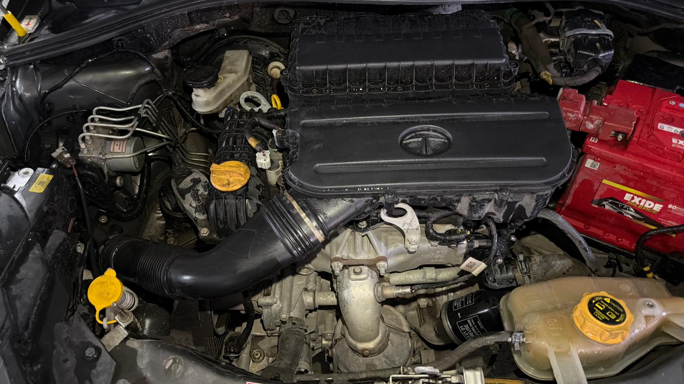 2023 Tata Tiago XM CNG, CNG, Manual, 63,884 km, Engine View - Right
