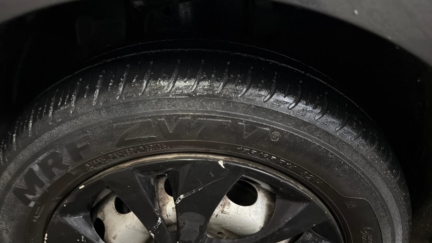 2023 Tata Tiago XM CNG, CNG, Manual, 63,884 km, Left Front Tyre Tread