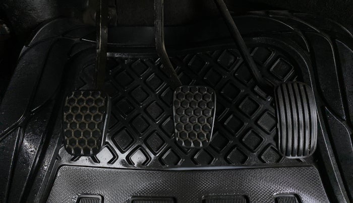 2020 Tata Tiago XZ+ 1.2 Revotron, Petrol, Manual, 20,667 km, Pedals