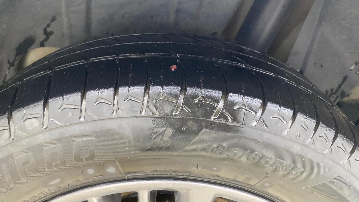 2020 Maruti Ertiga ZXI+ SHVS, Petrol, Manual, 1,01,599 km, Left Rear Tyre Tread