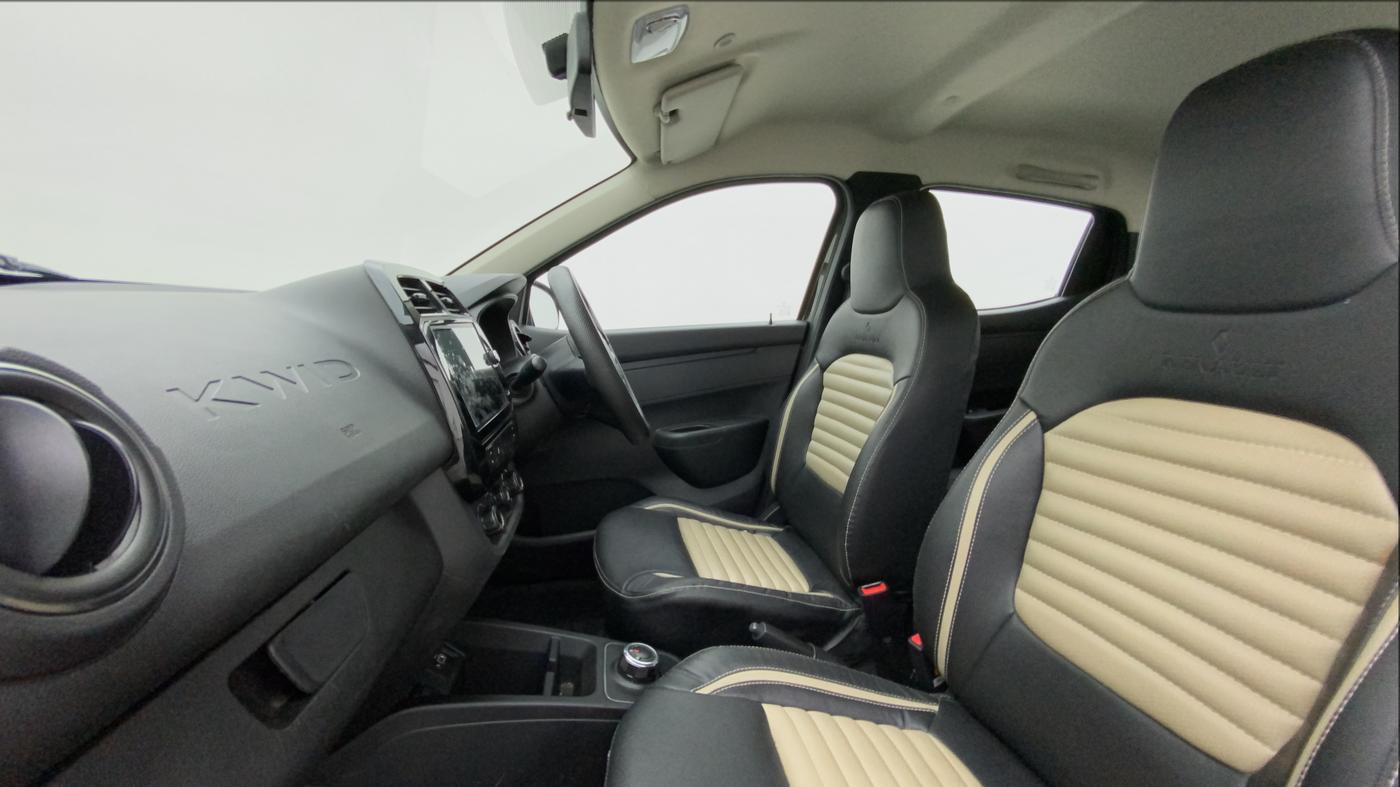 2022 Renault Kwid RXT 1.0 AMT (O), Petrol, Automatic, 12,703 km, Right Side Front Door Cabin