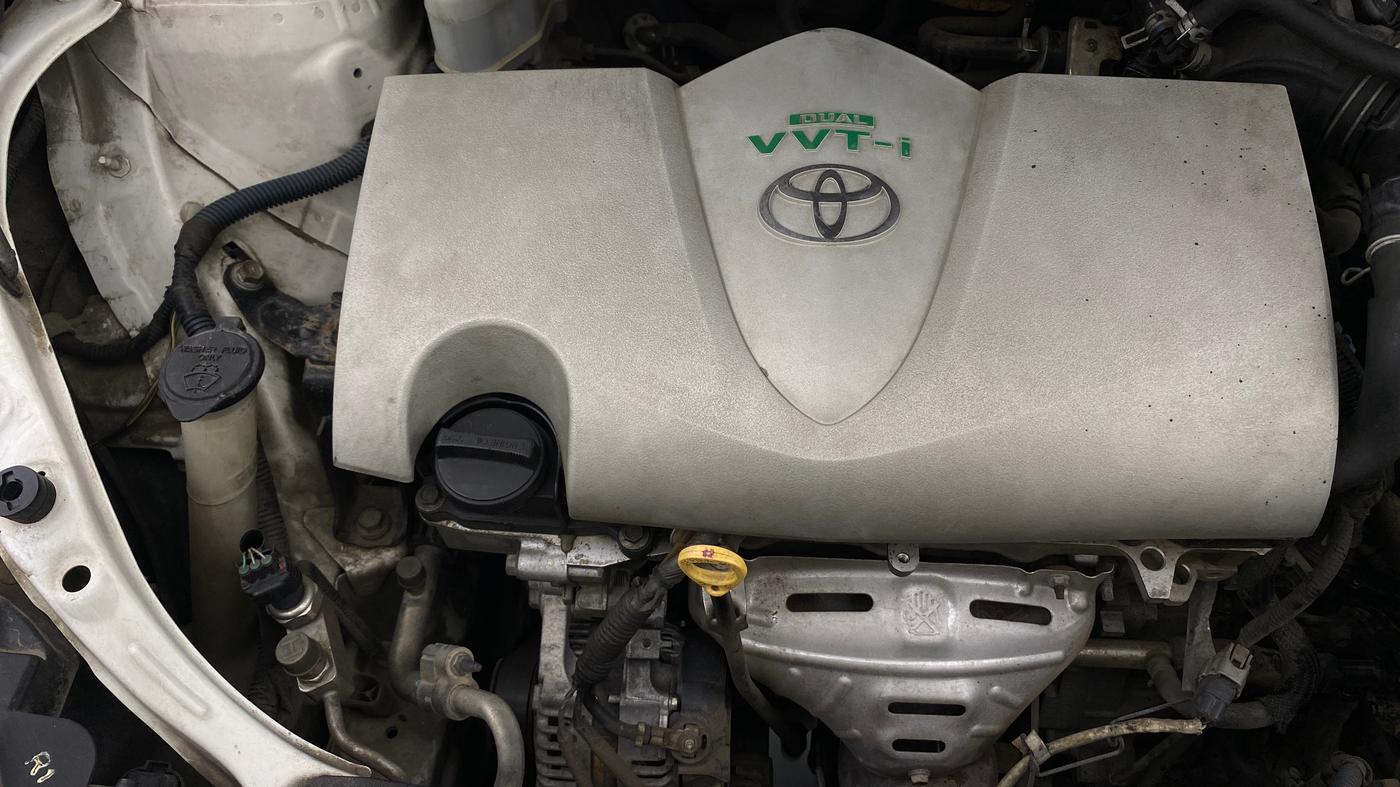 2018 Toyota YARIS VX CVT, Petrol, Automatic, 1,35,905 km, Engine View - Right
