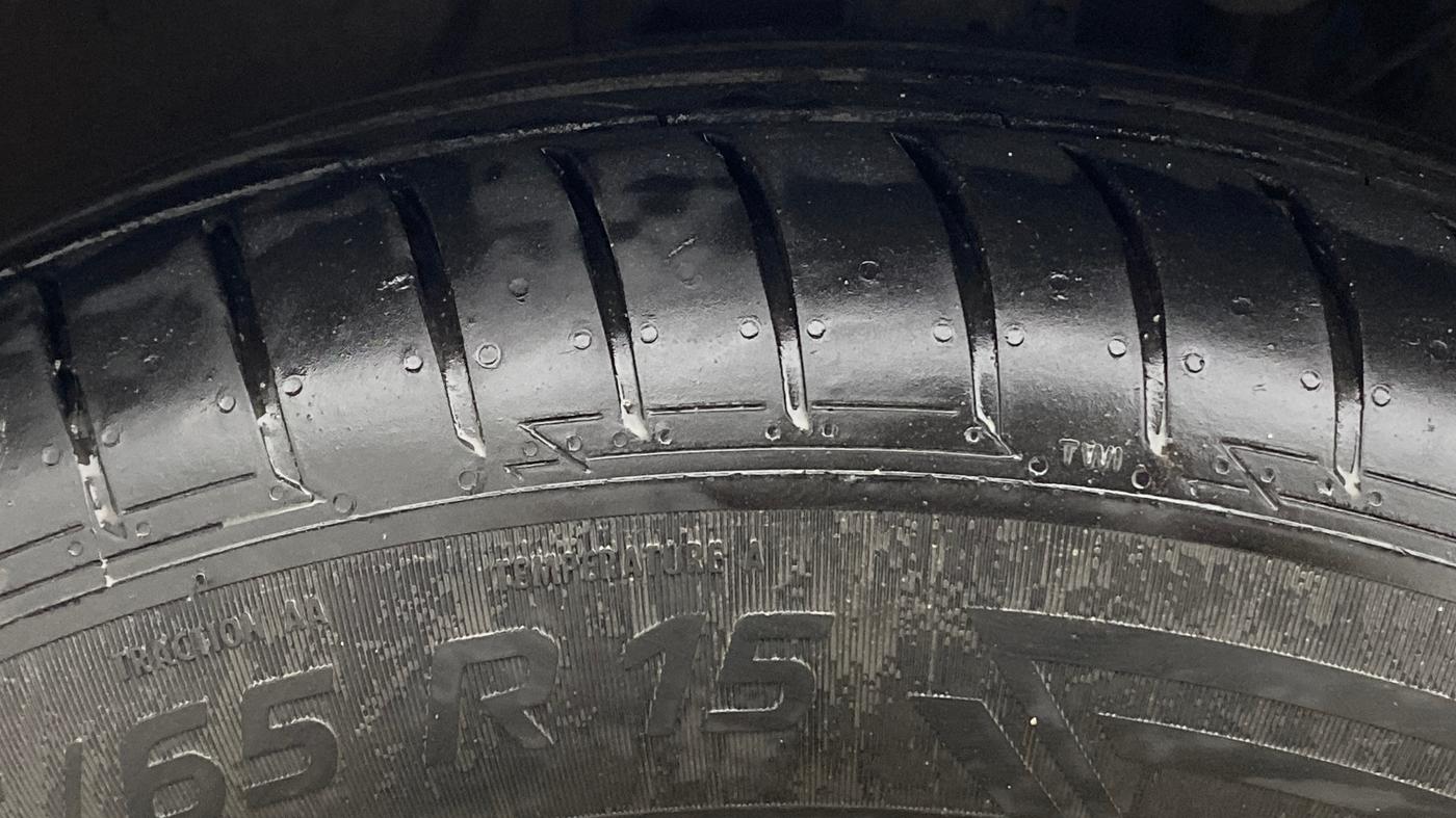 2018 Toyota YARIS VX CVT, Petrol, Automatic, 1,35,905 km, Left Front Tyre Tread