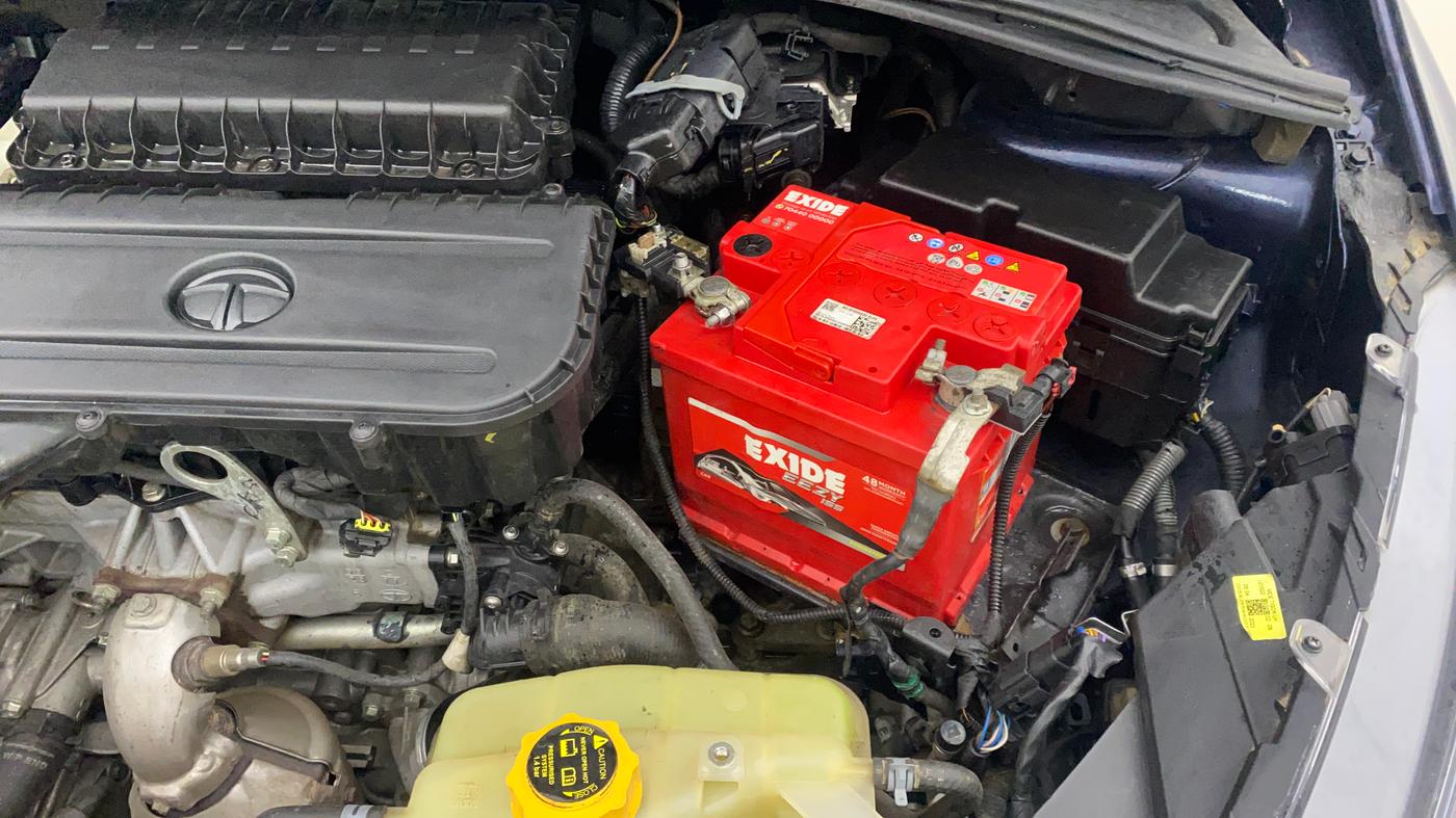 2023 Tata Tiago XZA PLUS PETROL, Petrol, Automatic, 24,278 km, Engine View - Left