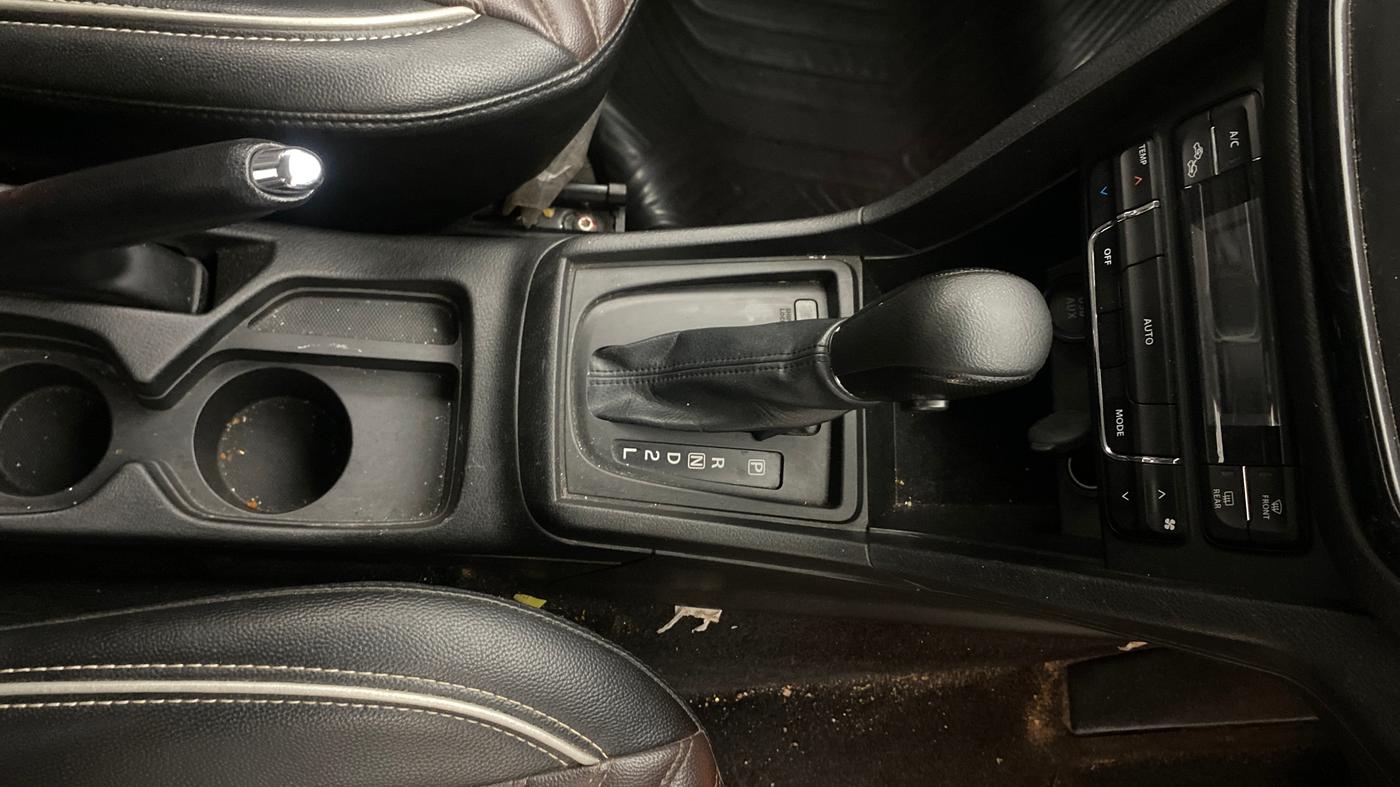 2022 Toyota URBAN CRUISER PREMIUM GRADE AT, Petrol, Automatic, 69,819 km, Gear Lever