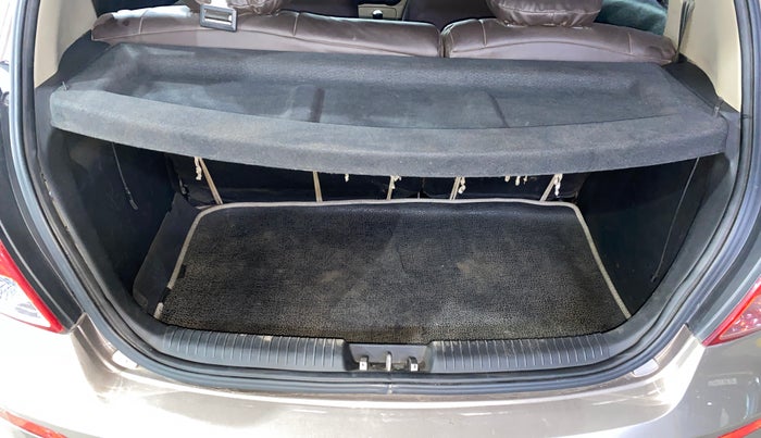 2012 Hyundai i20 SPORTZ 1.2, Petrol, Manual, 39,730 km, Boot Inside