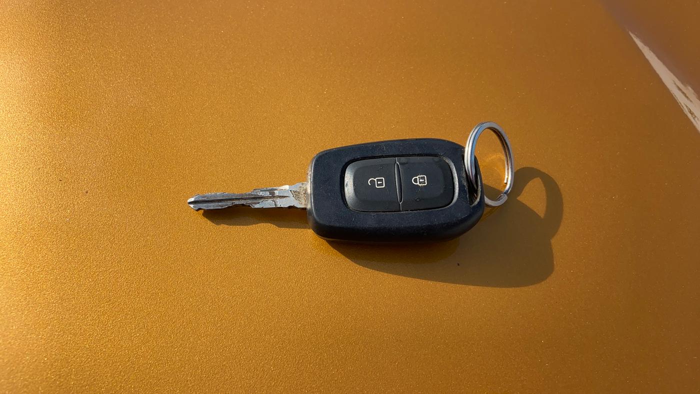 2020 Renault TRIBER RXL MT, Petrol, Manual, 29,344 km, Key Close Up