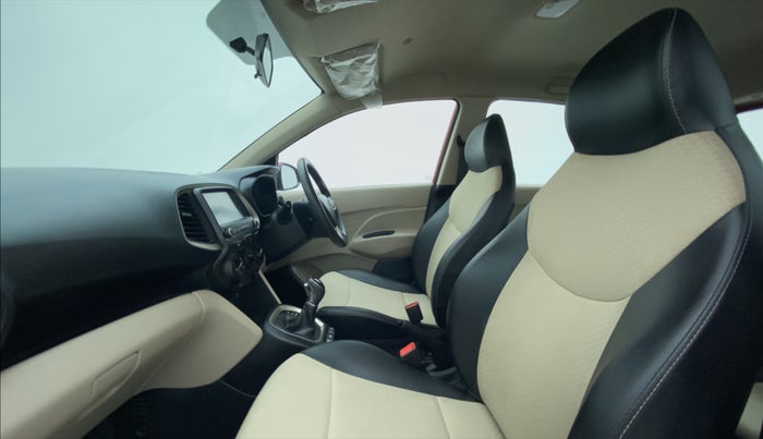 2018 Hyundai NEW SANTRO 1.1 SPORTS AMT, Petrol, Automatic, 17,133 km, Right Side Front Door Cabin
