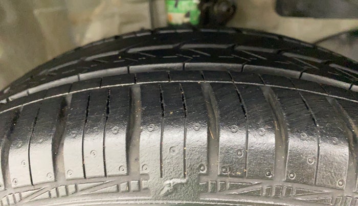 2013 Honda Brio 1.2 S MT I VTEC, Petrol, Manual, 30,608 km, Right Front Tyre Tread