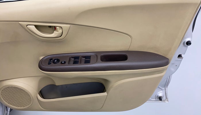 2013 Honda Brio 1.2 S MT I VTEC, Petrol, Manual, 30,608 km, Driver Side Door Panels Control