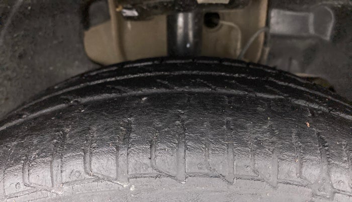 2017 Tata Tiago XZA PETROL, Petrol, Automatic, 31,535 km, Right Front Tyre Tread