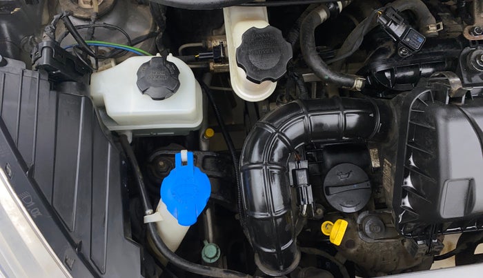 2017 Hyundai Eon MAGNA +, Petrol, Manual, 20,836 km, Engine View - Right