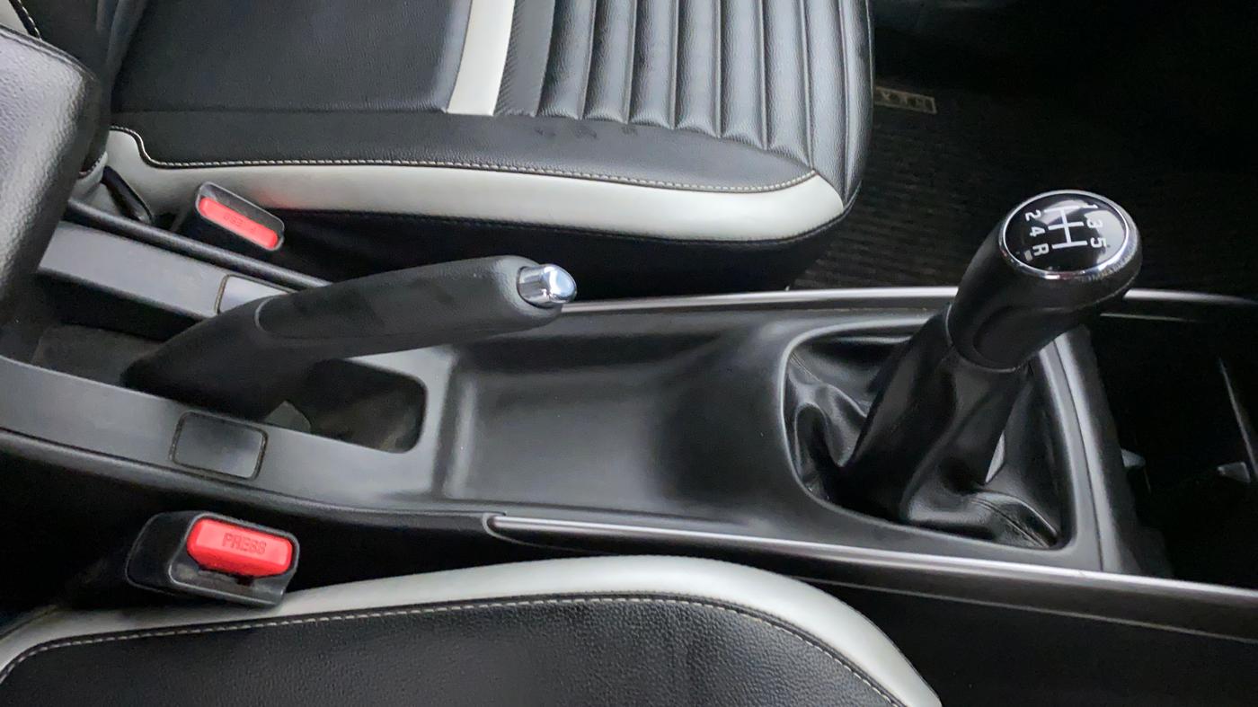 2019 Maruti Baleno DELTA 1.2 K12, Petrol, Manual, 41,595 km, Gear Lever
