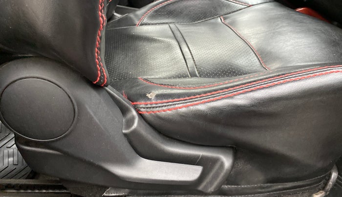 2017 Maruti IGNIS ZETA 1.2 K12, Petrol, Manual, 68,372 km, Driver Side Adjustment Panel