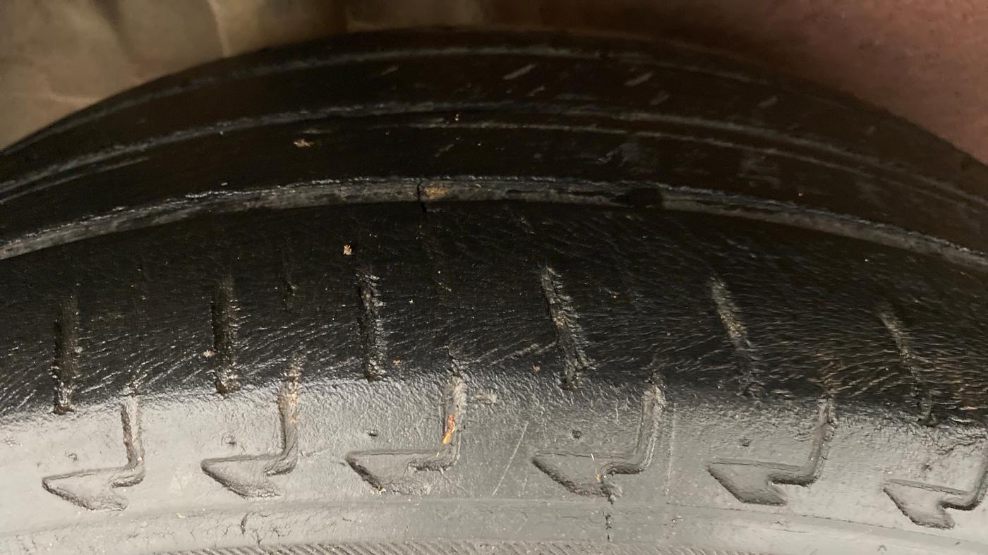 2017 Maruti IGNIS ZETA 1.2 K12, Petrol, Manual, 68,372 km, Right Rear Tyre Tread