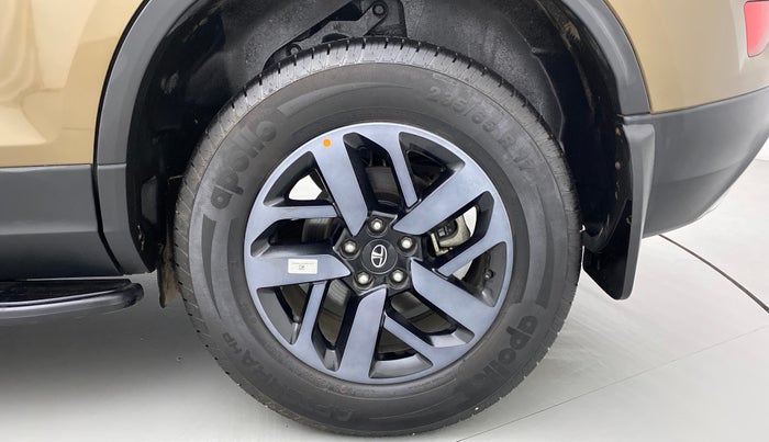 2022 Tata Harrier XZA PLUS JET 2.0L, Diesel, Automatic, 3,922 km, Left Rear Wheel