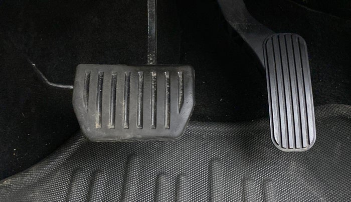 2022 Tata Harrier XZA PLUS JET 2.0L, Diesel, Automatic, 3,922 km, Pedals