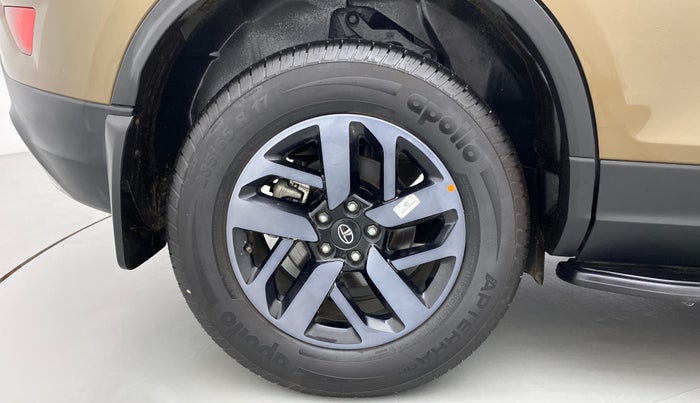 2022 Tata Harrier XZA PLUS JET 2.0L, Diesel, Automatic, 3,922 km, Right Rear Wheel
