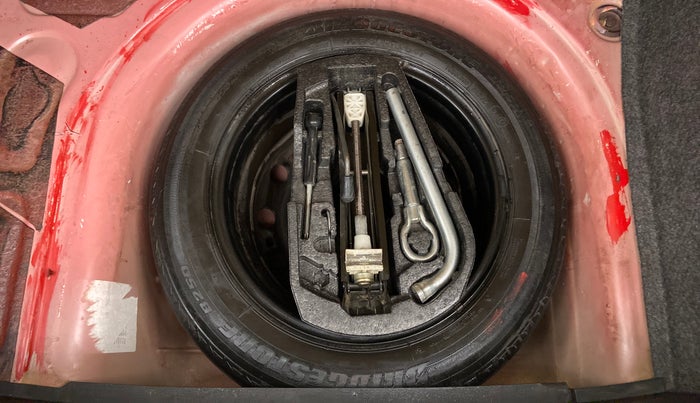 2013 Volkswagen Polo COMFORTLINE 1.2L DIESEL, Diesel, Manual, 57,698 km, Spare Tyre