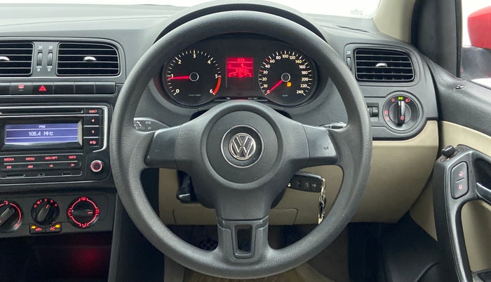 2013 Volkswagen Polo COMFORTLINE 1.2L DIESEL, Diesel, Manual, 57,698 km, Steering Wheel Close Up