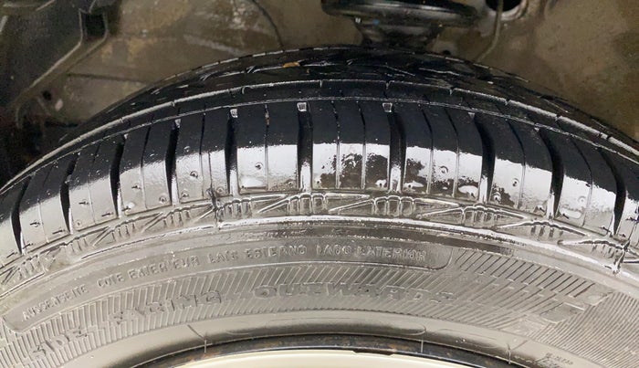 2019 Maruti S PRESSO VXI, Petrol, Manual, 1,10,545 km, Left Front Tyre Tread