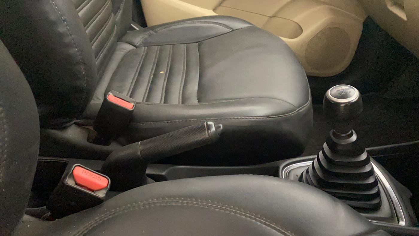 2019 Honda Amaze 1.5L I-DTEC S, Diesel, Manual, 88,412 km, Gear Lever