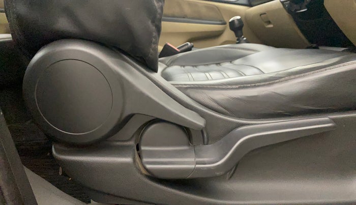 2019 Honda Amaze 1.5L I-DTEC S, Diesel, Manual, 88,305 km, Driver Side Adjustment Panel