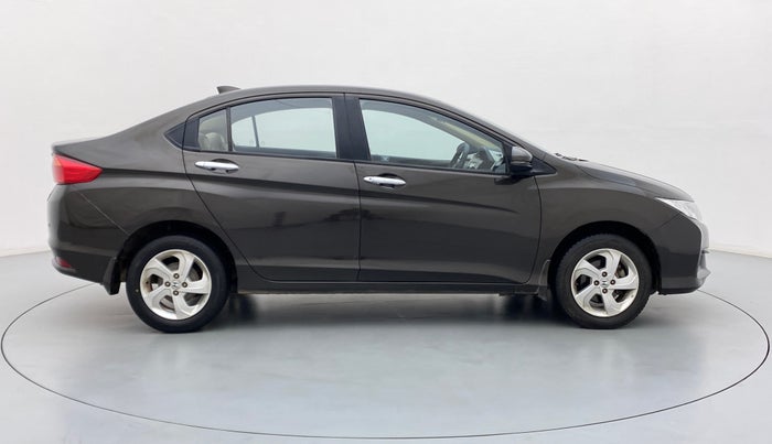 2016 Honda City V MT PETROL, Petrol, Manual, 40,715 km, Right Side View
