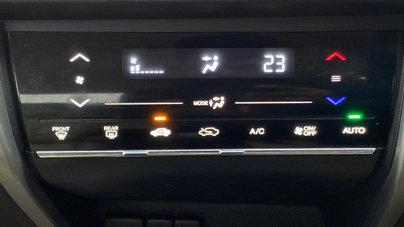 2016 Honda City V MT PETROL, Petrol, Manual, 40,715 km, Automatic Climate Control