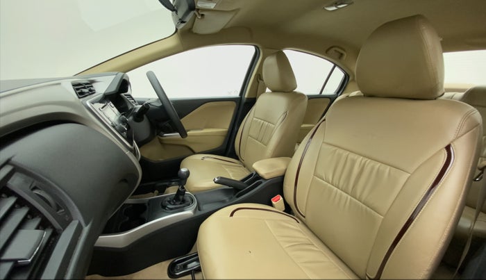 2016 Honda City V MT PETROL, Petrol, Manual, 40,715 km, Right Side Front Door Cabin