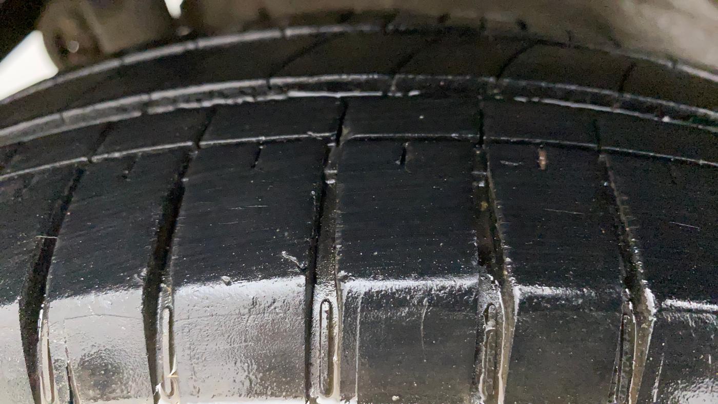 2013 Maruti Wagon R 1.0 LXI, Petrol, Manual, 46,225 km, Right Rear Tyre Tread