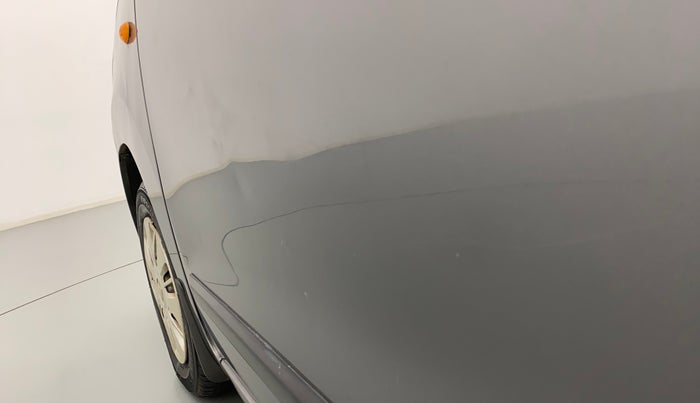 2013 Maruti Wagon R 1.0 LXI, Petrol, Manual, 46,225 km, Front passenger door - Slightly dented