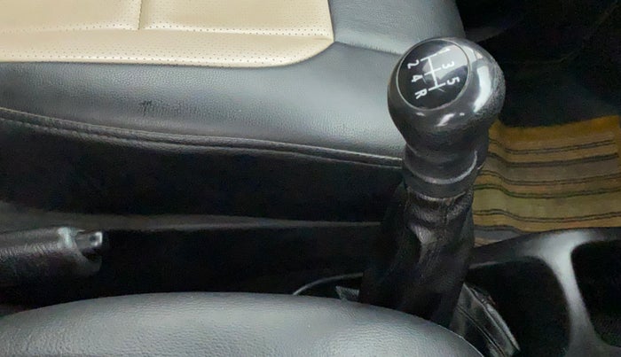 2013 Maruti Wagon R 1.0 LXI, Petrol, Manual, 46,225 km, Gear Lever