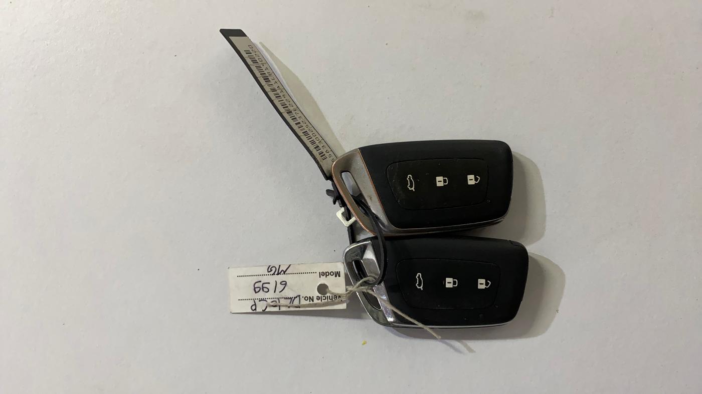 2021 MG HECTOR SHARP 2.0 DIESEL, Diesel, Manual, 48,396 km, Key Close Up