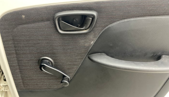 2015 Tata Nano TWIST XE, Petrol, Manual, 43,768 km, Driver Side Door Panels Control