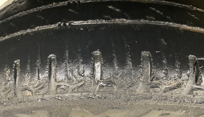 2015 Tata Nano TWIST XE, Petrol, Manual, 43,768 km, Left Front Tyre Tread