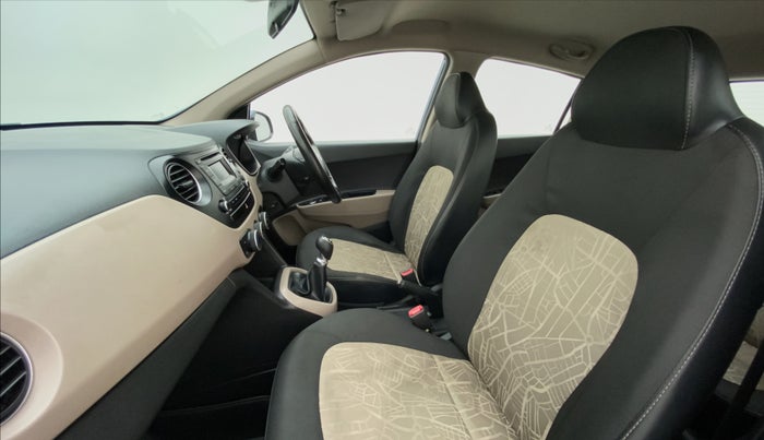 2015 Hyundai Grand i10 SPORTZ 1.2 KAPPA VTVT, Petrol, Manual, 77,830 km, Right Side Front Door Cabin