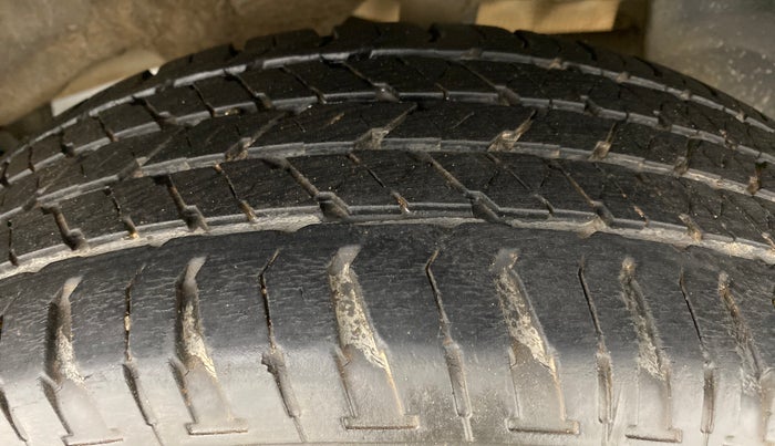 2013 Nissan Terrano XL PLUS 85 PS DEISEL, Diesel, Manual, 76,569 km, Left Rear Tyre Tread