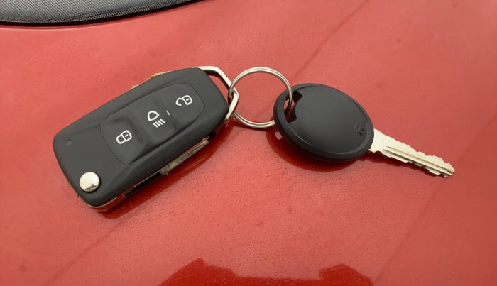 2018 Tata Tiago XZA PETROL, Petrol, Automatic, 50,382 km, Key Close Up