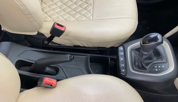 2019 Hyundai NEW SANTRO MAGNA AMT, Petrol, Automatic, 61,228 km, Gear Lever