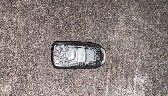 2014 Tata Zest XMS PETROL, Petrol, Manual, 33,924 km, Key Close Up