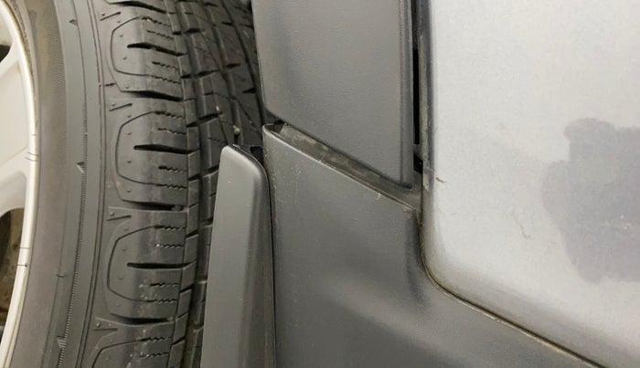 2021 Jeep Compass SPORT 1.4 PETROL, Petrol, Manual, 14,355 km, Left quarter panel - Cladding has minor damage