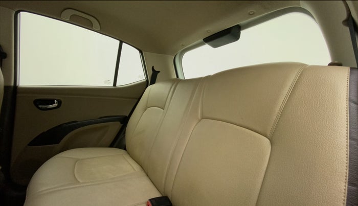 2011 Hyundai i10 MAGNA 1.2, Petrol, Manual, 42,588 km, Right Side Rear Door Cabin