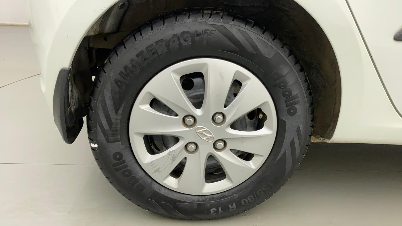2011 Hyundai i10 MAGNA 1.2, Petrol, Manual, 42,588 km, Right Rear Wheel