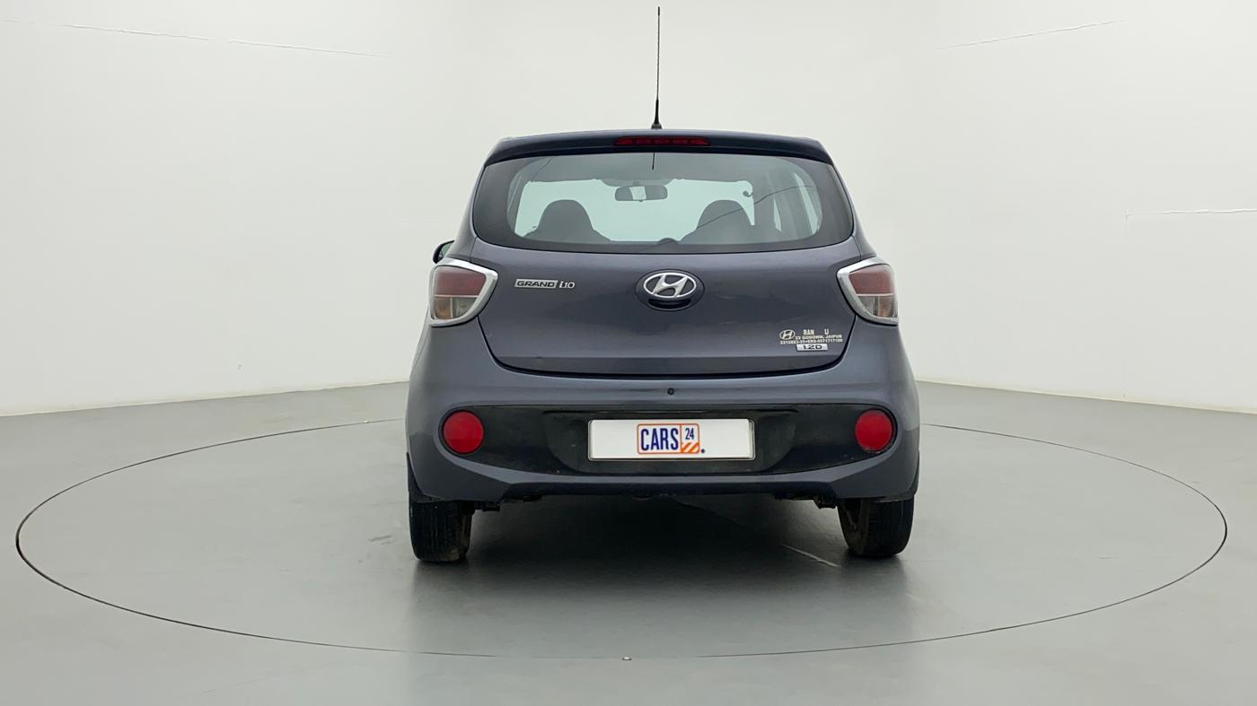 2017 Hyundai Grand i10 magna 1.2 crdi, Diesel, Manual, 59,474 km, Back/Rear